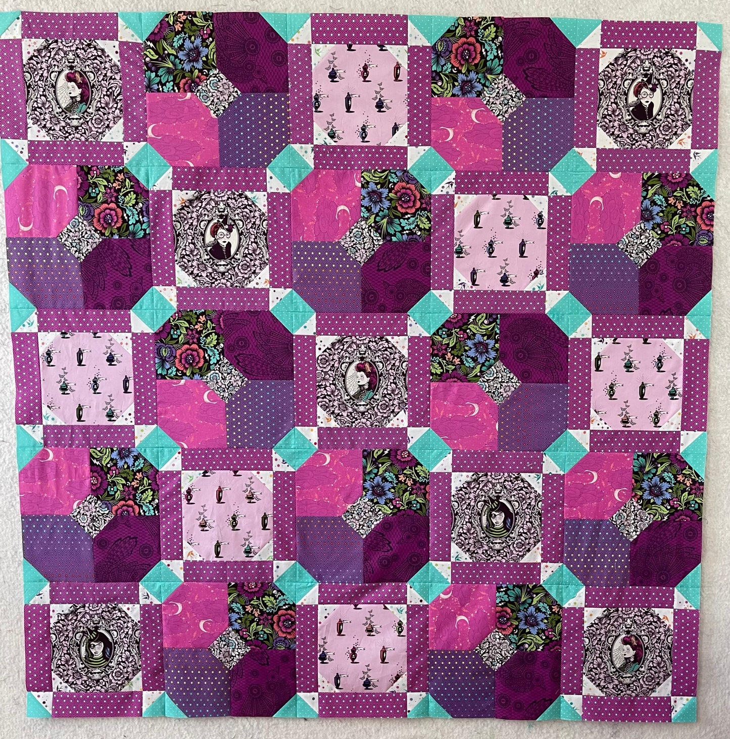 Mixing Bowl Quilt Kit - NightShade Deja Vu